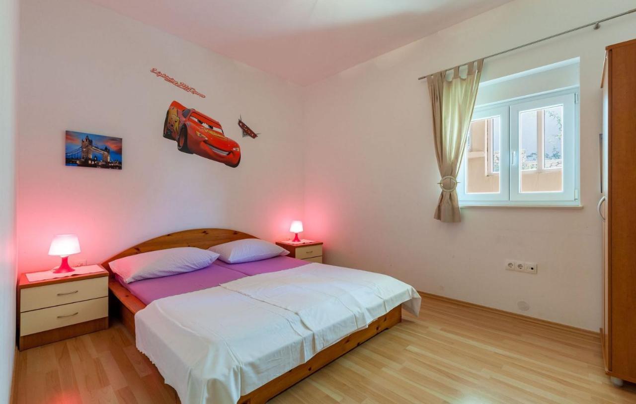 Apartments With A Parking Space Stanici, Omis - 17894 Exterior foto